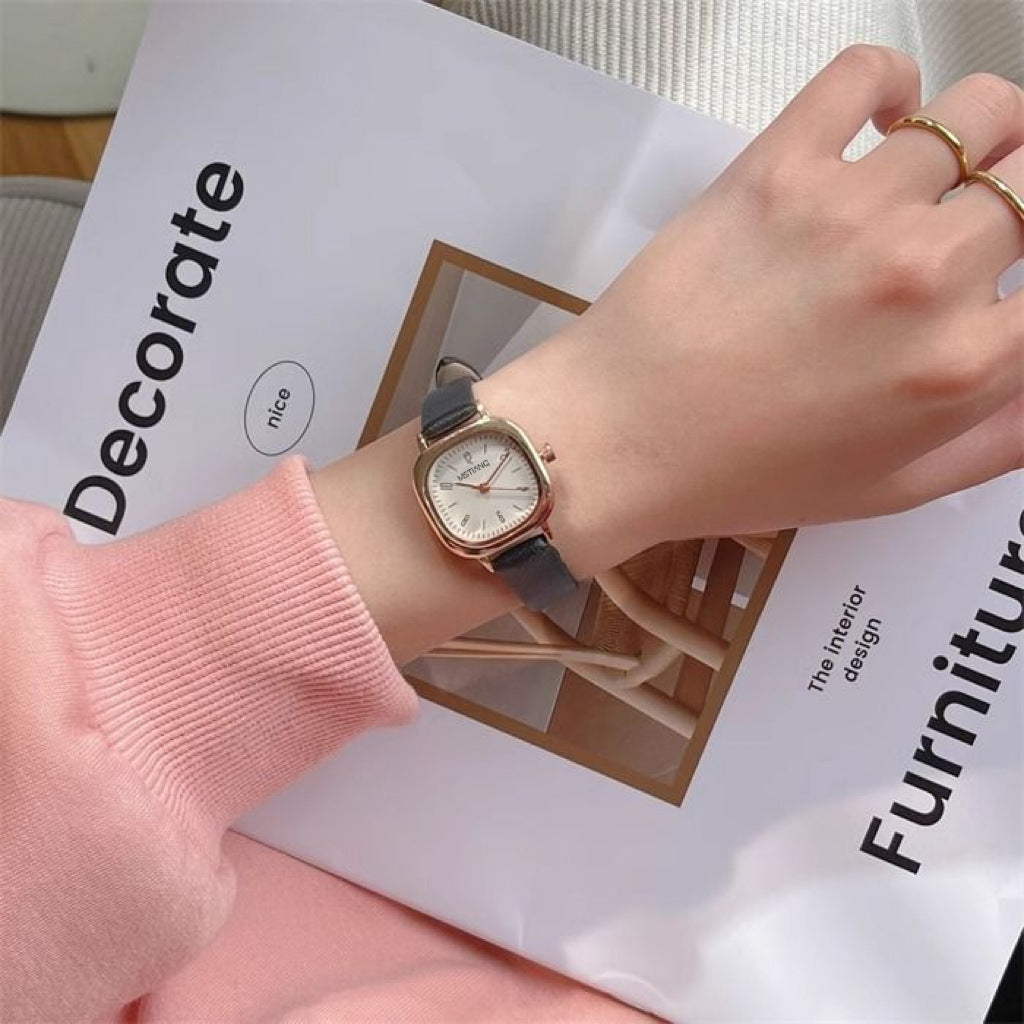 MSTIANQ 1105 Ladies Nostalgic Quartz Wrist Watch