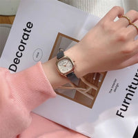 MSTIANQ 1105 Ladies Nostalgic Quartz Wrist Watch