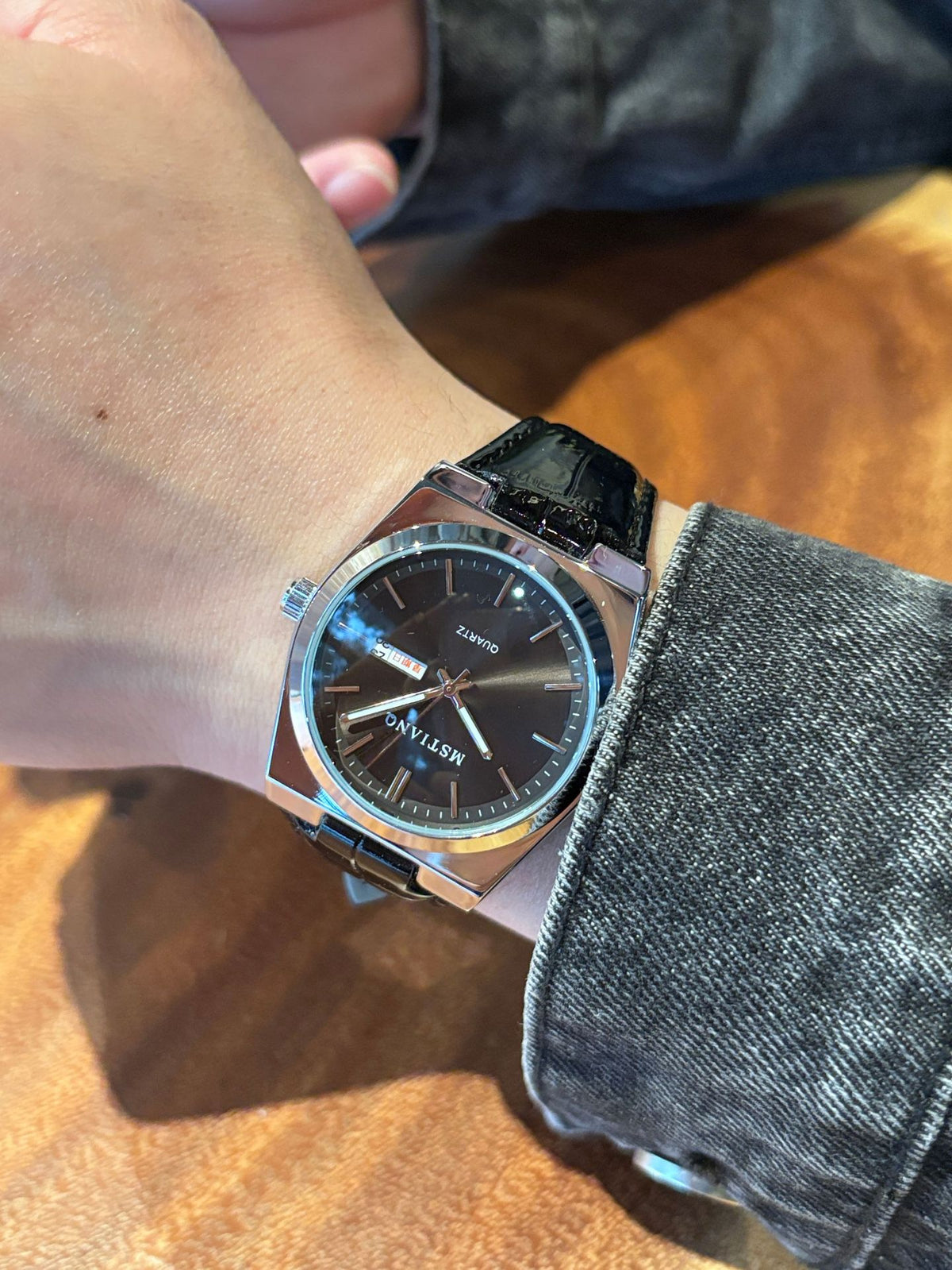 Mstianq TIS-P24 Men's Week Calendar Formal Quartz Watch