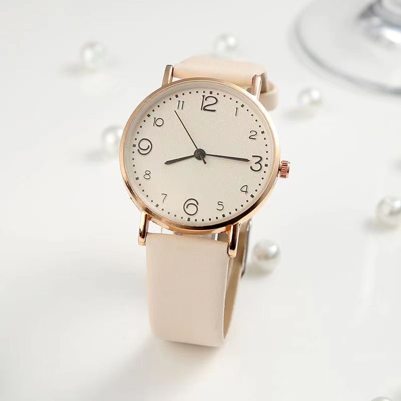 OMNIWATCHES 5689 Quartz Wrist Watch