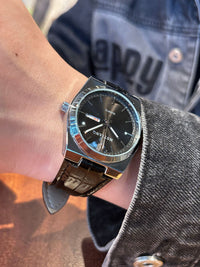 Mstianq TIS-P24 Men's Week Calendar Formal Quartz Watch