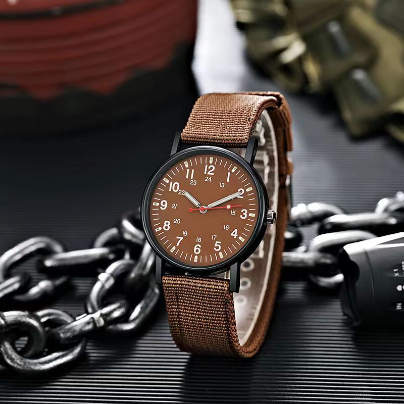 OMNIWATCHES 6895 Men's Quartz Watch