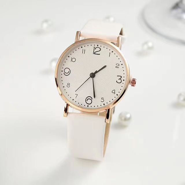 OMNIWATCHES 5689 Quartz Wrist Watch