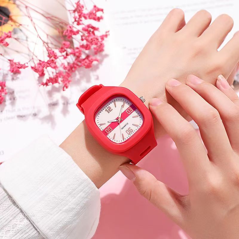 Omniwatches 7726 Square Couple Quartz Watch