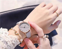 OMNIWATCHES 7895 Quartz Wristwatch