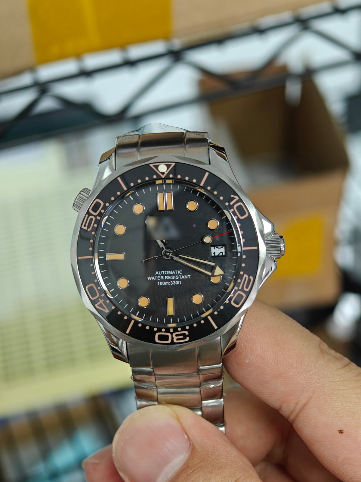 005 aged seamaster dual crown