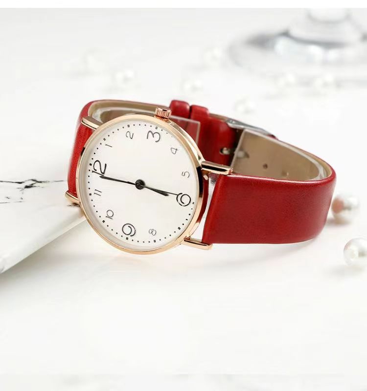 OMNIWATCHES 5689 Quartz Wrist Watch