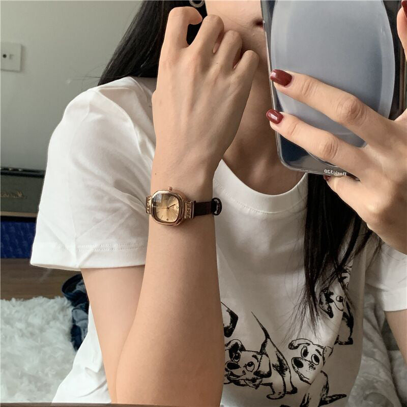 MSTIANQ 1110 Women's retro Square Quartz Watch