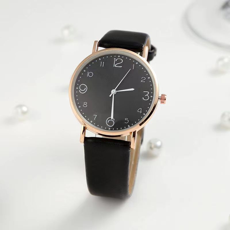 OMNIWATCHES 5689 Quartz Wrist Watch