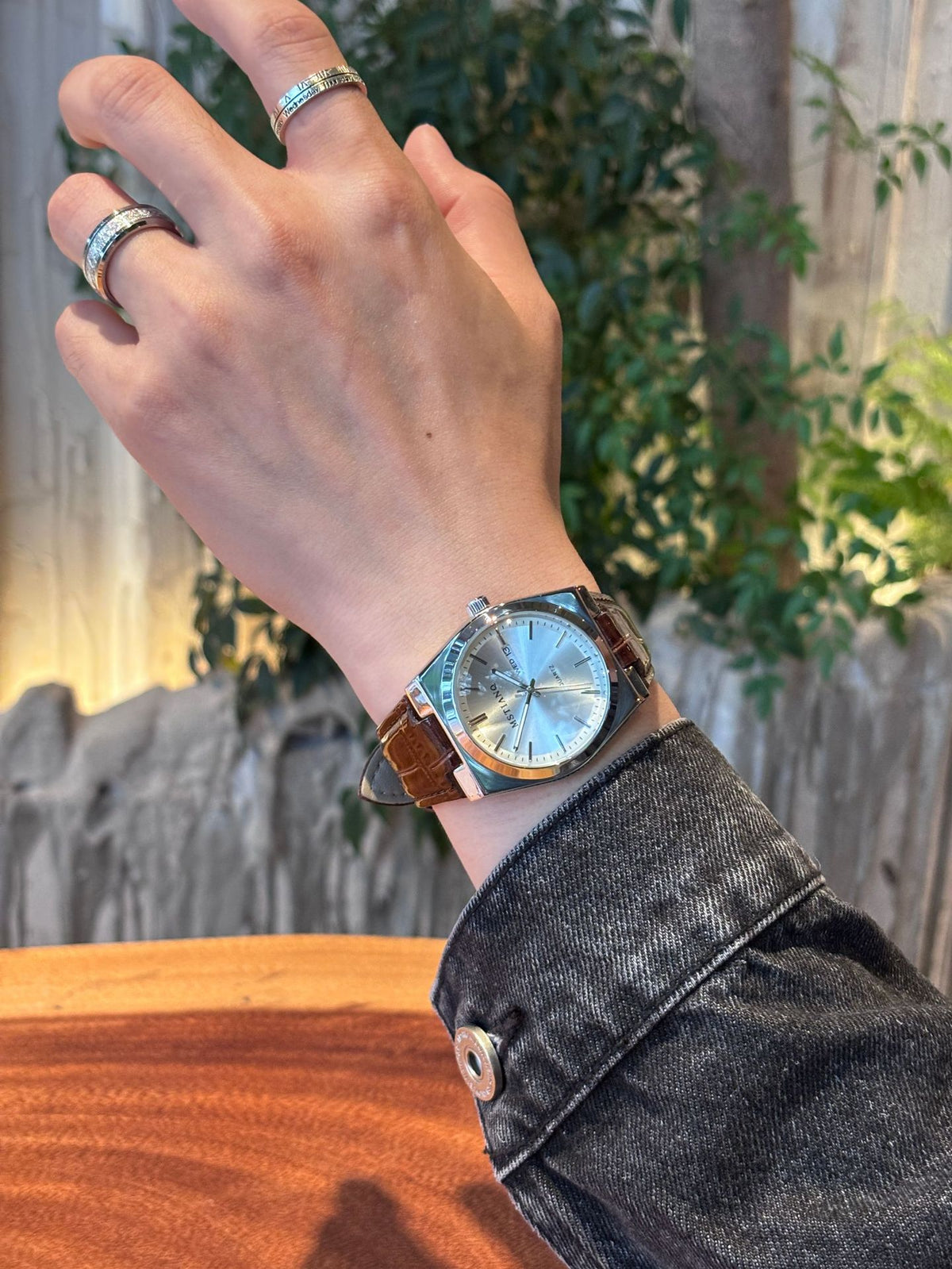 Mstianq TIS-P24 Men's Week Calendar Formal Quartz Watch