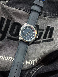 X-GEQCK 1106 Men's retro Quartz Wrist Watch