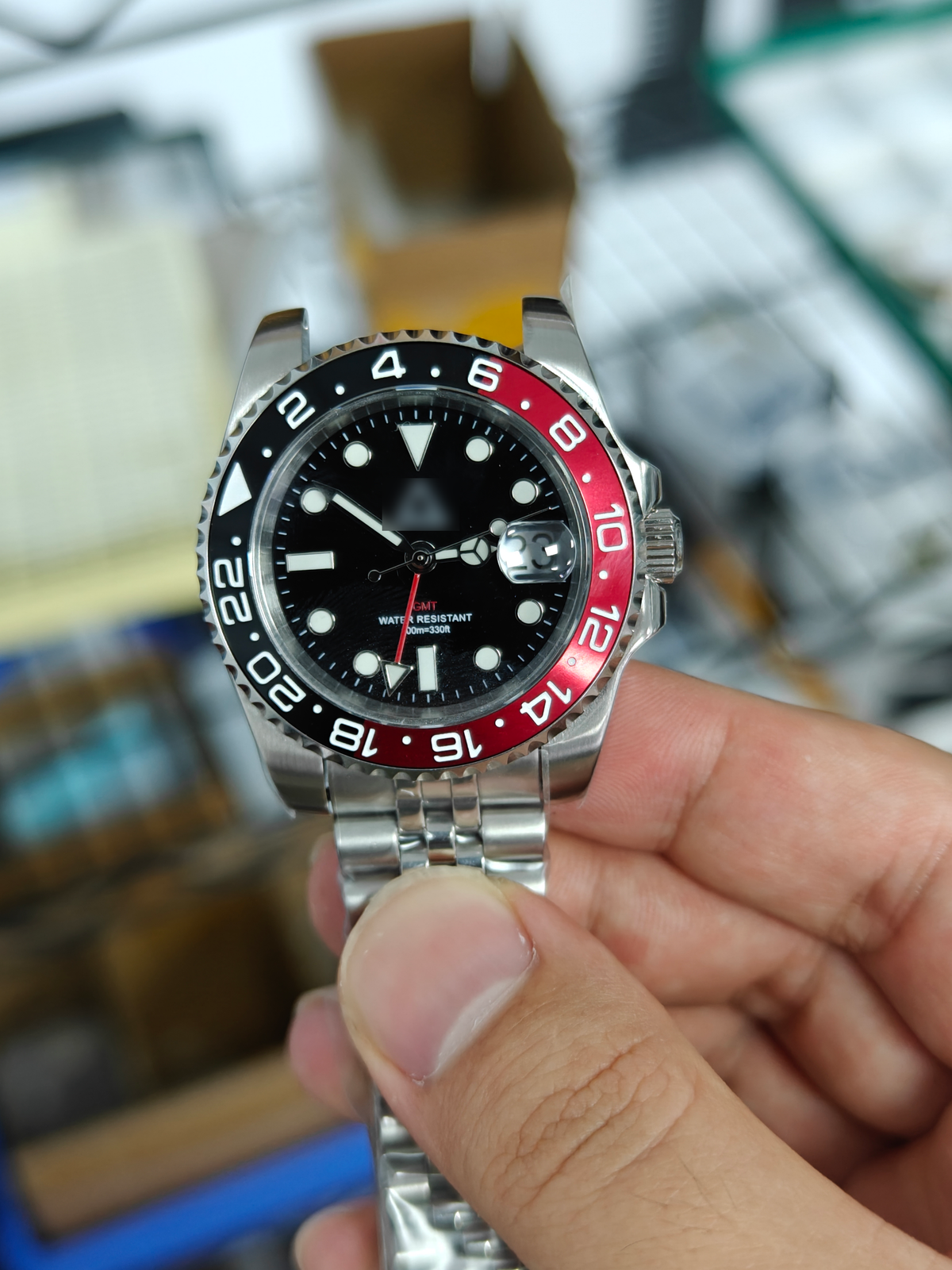 002 quartz Coke GMT